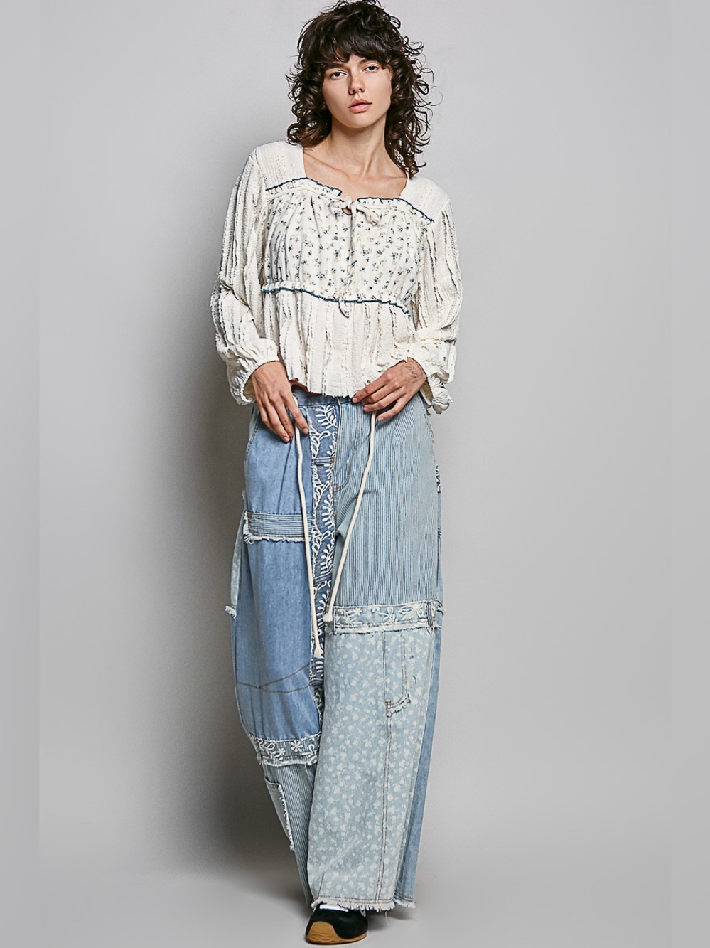 POL Square Neck Lace Long Balloon Sleeve Top🛍️